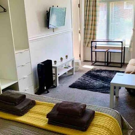 1Studio Avenue House Scarborough Exteriör bild